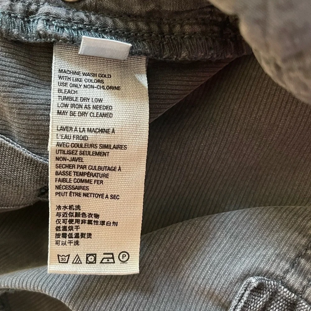 Free People We The Free slate blue corduroy type skinny button pants 29